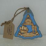 XM 2040 - W51    $3.00

This bi-level, laser-cut ornament depicts the Historic Triangle in great detail. It is designed and produced in Williamsburg, VA.
